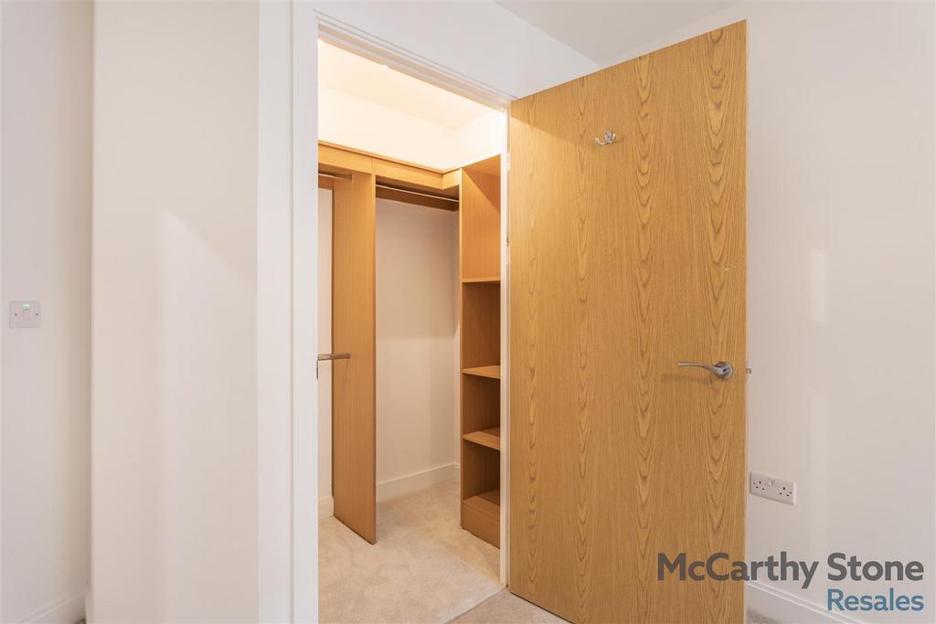8674989-interior03.jpg