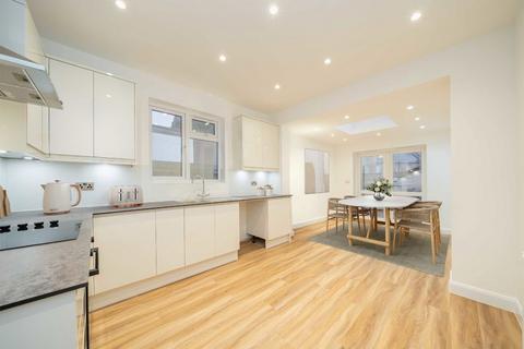 4 bedroom terraced house to rent, Parkfield Road, London NW10