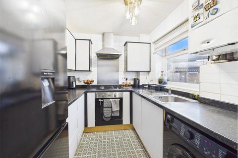 2 bedroom end of terrace house for sale, Maple Close, Hardwicke, Gloucester, Gloucestershire, GL2