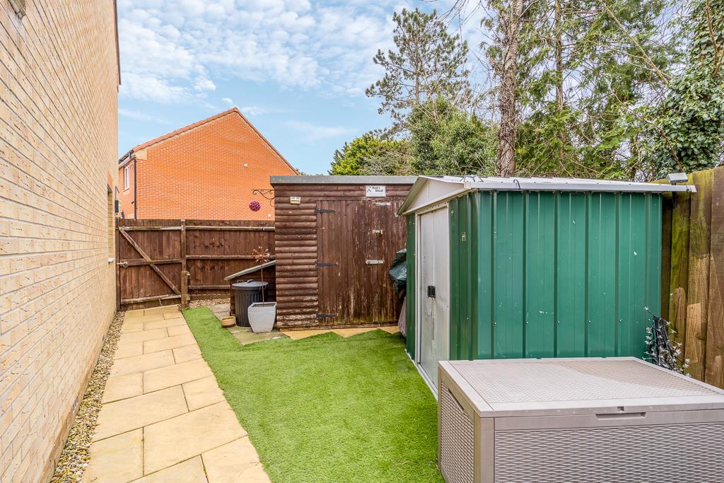 52 Viscount Close (Pinchbeck)-6.jpg