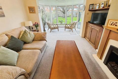3 bedroom detached house for sale, Avondale Road, Aldershot