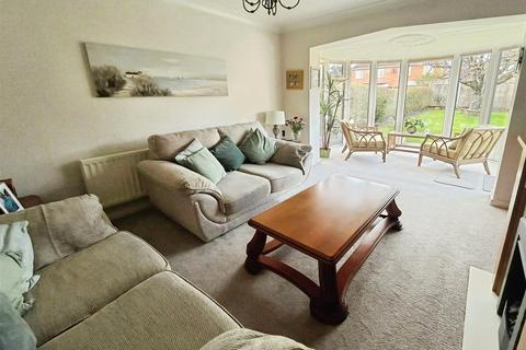 3 bedroom detached house for sale, Avondale Road, Aldershot