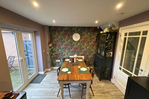 3 bedroom semi-detached house for sale, Stanford Way, Rugby CV22
