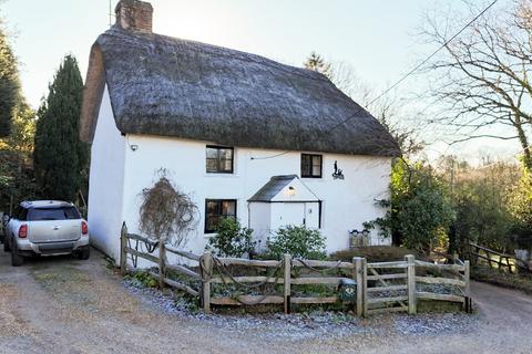 2 bedroom detached house for sale, Frogham Hill, Frogham, SP6