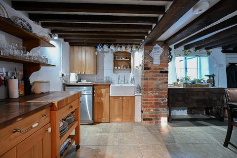 2 bedroom detached house for sale, Frogham Hill, Frogham, SP6
