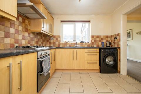 3 bedroom detached house to rent, Hylton Close, Langley Park, Durham