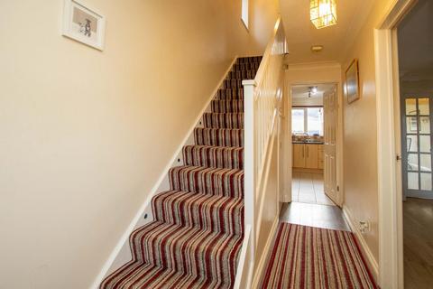 3 bedroom detached house to rent, Hylton Close, Langley Park, Durham