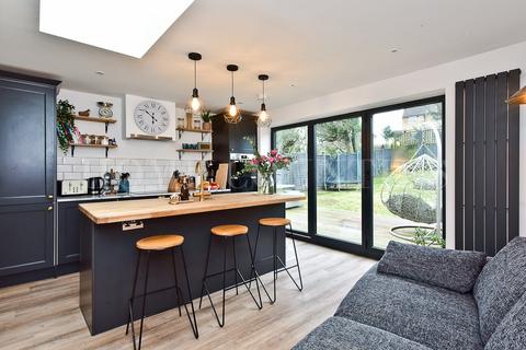 Carpenter Way, Potters Bar, EN6