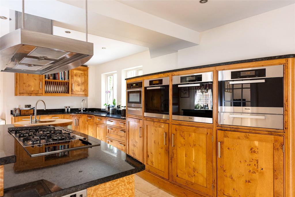 Kitchen/Breakfast