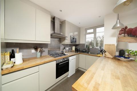 2 bedroom apartment for sale, Greville Hall, St John's Wood NW6