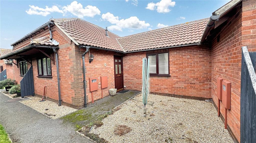 2 Eaton Court