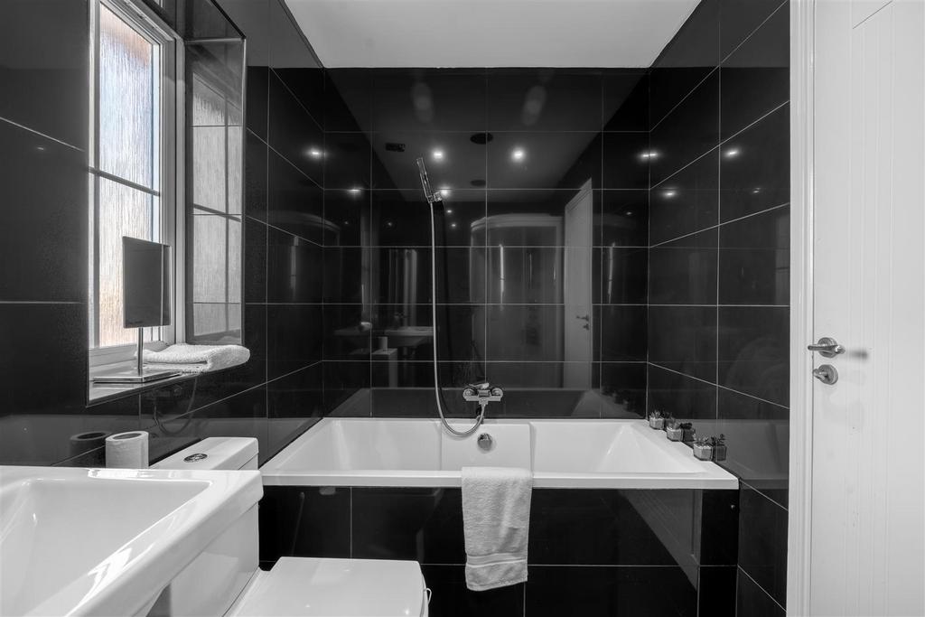 Bathroom-2.jpg