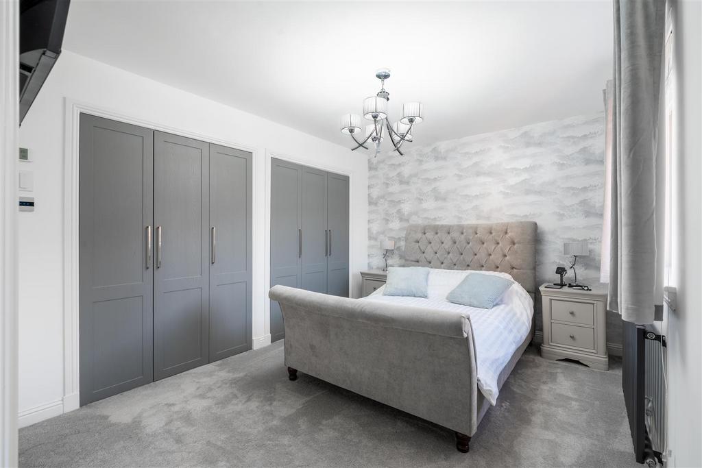 Bedroom.one.jpg