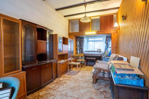 5 bedroom end of terrace house for sale, Park Avenue, Northfleet, Gravesend, Kent, DA11