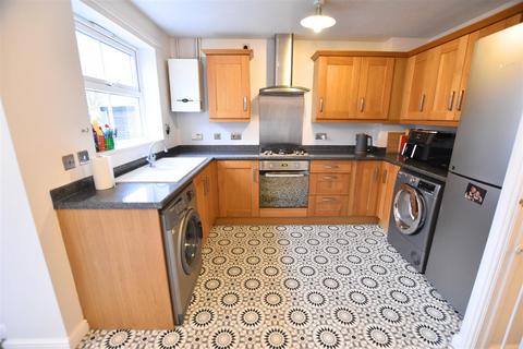 3 bedroom semi-detached house for sale, Vincent Road, Scartho, Grimsby DN33