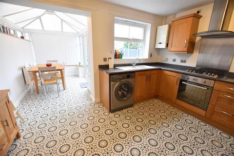 3 bedroom semi-detached house for sale, Vincent Road, Scartho, Grimsby DN33