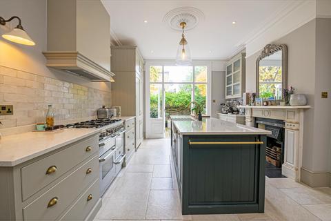 5 bedroom end of terrace house for sale, Hotham Road, London, SW15