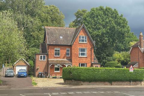 undefined, Mid Street, South Nutfield