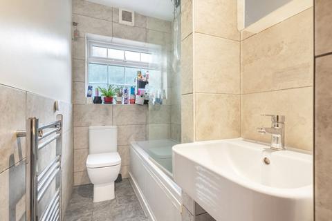 2 bedroom flat to rent, Maberley Road, Crystal Palace