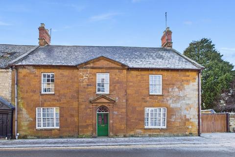 undefined, Park Street, Towcester, NN12