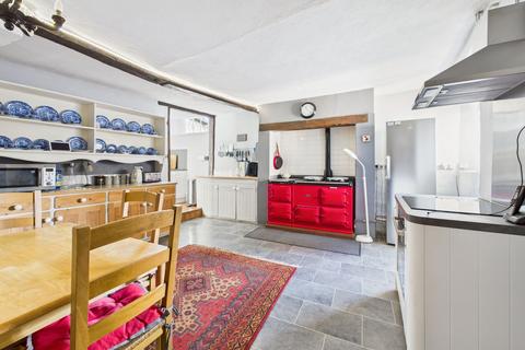 4 bedroom semi-detached house for sale, Park Street, Towcester, NN12