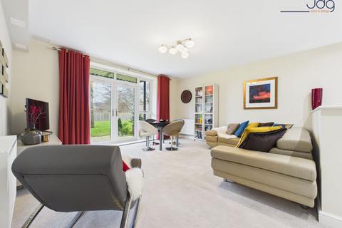 2 bedroom flat for sale, Guidem Park, Lancaster, LA1
