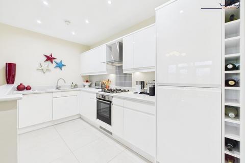 2 bedroom flat for sale, Guidem Park, Lancaster, LA1