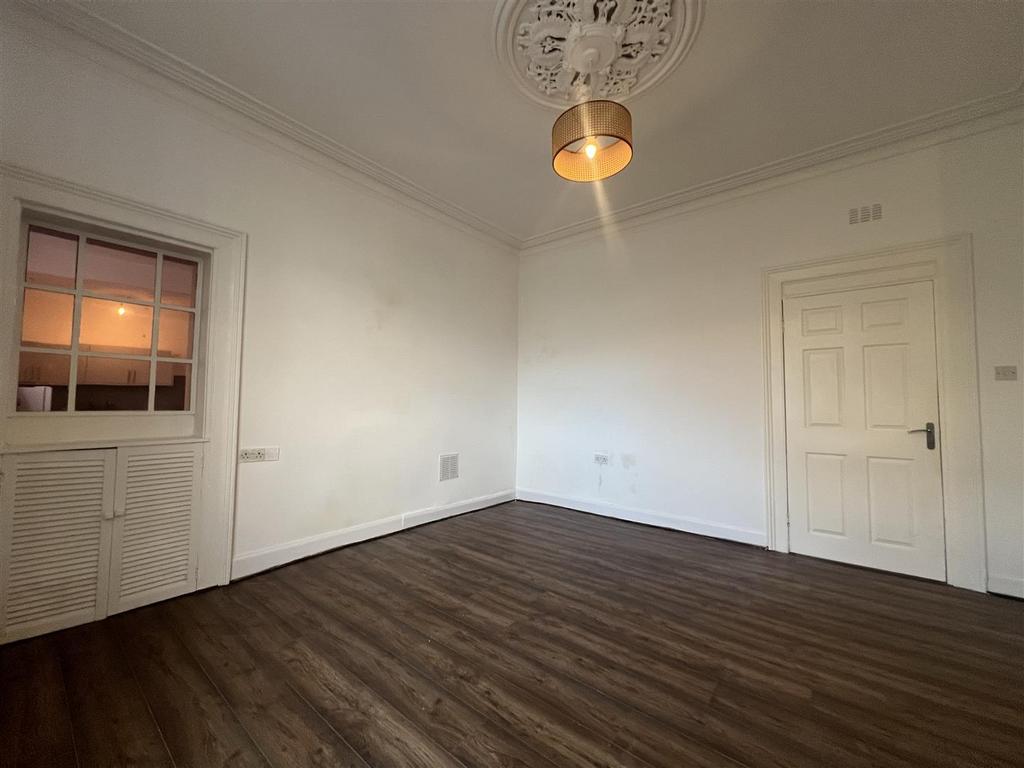 Lounge/Kitchen
