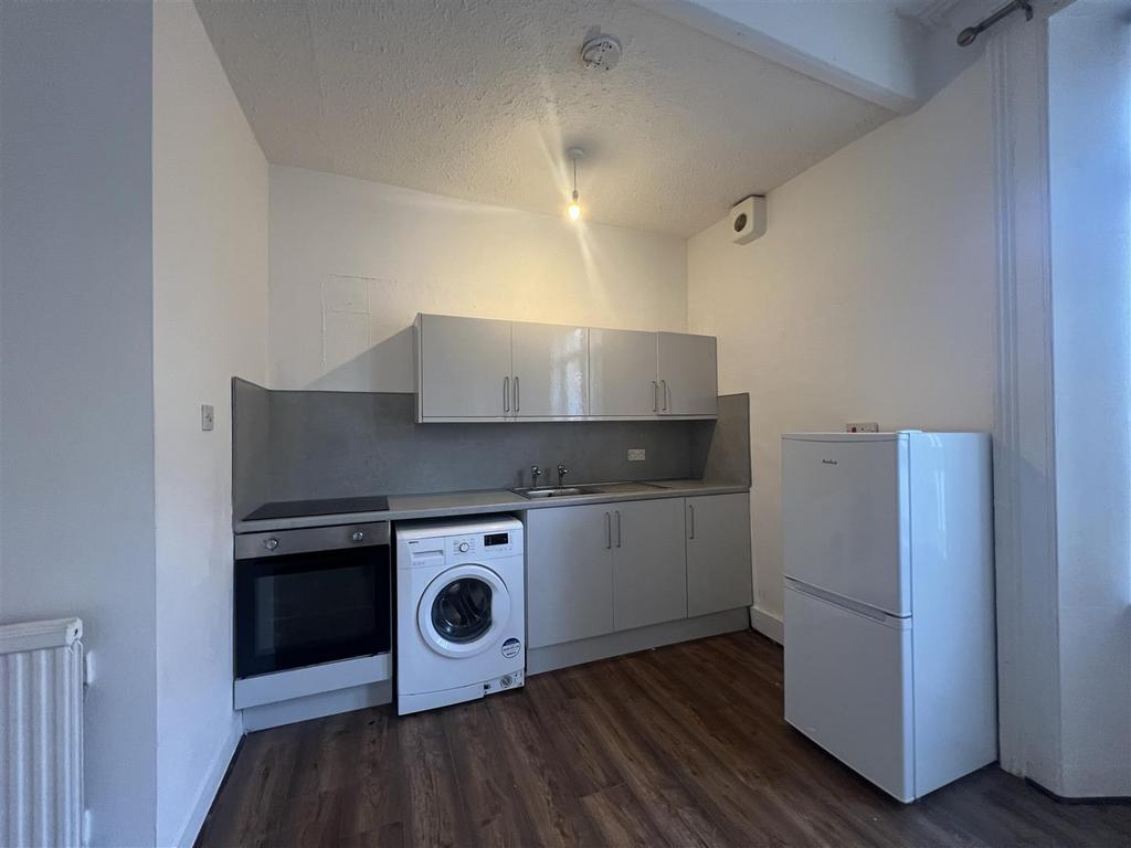 Lounge/Kitchen
