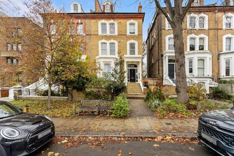 1 bedroom flat to rent, Belsize Avenue, Belsize Park, NW3