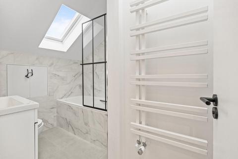 1 bedroom flat to rent, Belsize Avenue, Belsize Park, NW3