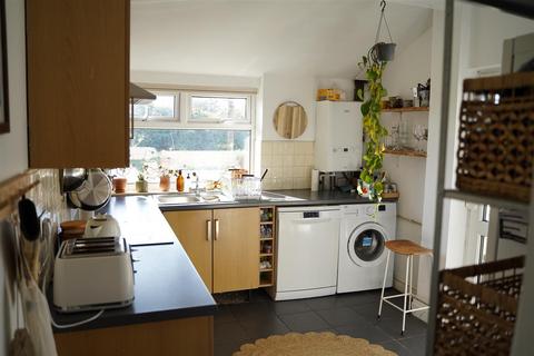 3 bedroom terraced house for sale, Albert Street, Llanelli