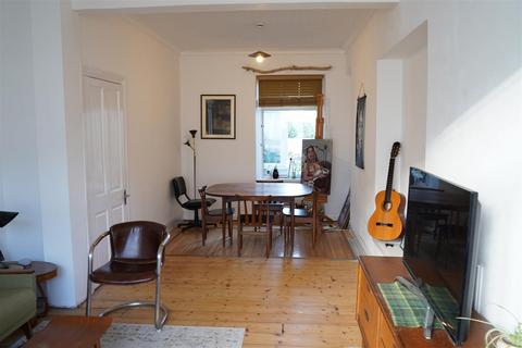 3 bedroom terraced house for sale, Albert Street, Llanelli