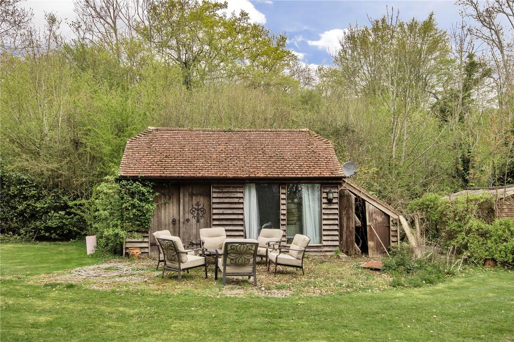 Outbuilding