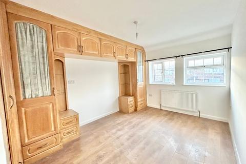 undefined, Trelawney Avenue, Langley SL3