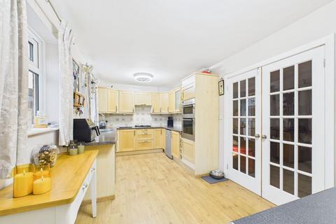 4 bedroom semi-detached house for sale, Green Lane, Yaxley, PE7