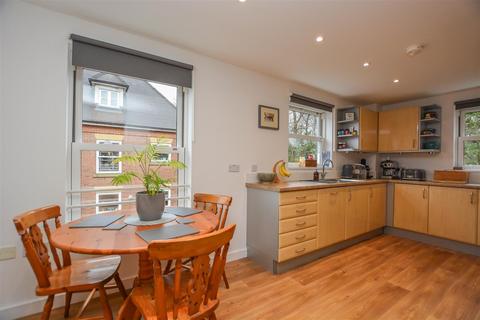 2 bedroom apartment for sale, Sawyers Grove, Brentwood