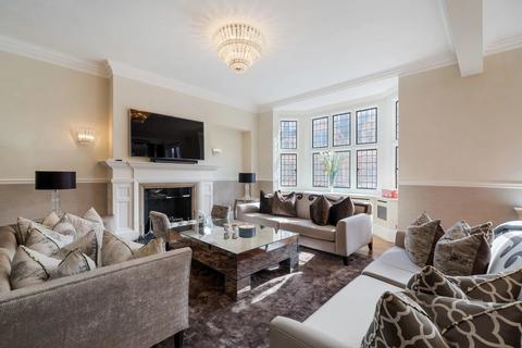 4 bedroom apartment to rent, Mount Street, Mayfair, W1K