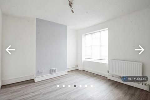 1 bedroom flat to rent, Underhill Road, London, SE22