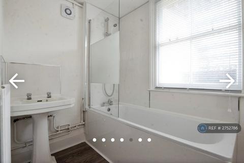 1 bedroom flat to rent, Underhill Road, London, SE22