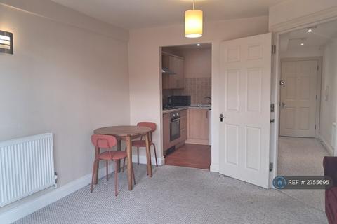 1 bedroom flat to rent, Perham House, Southampton, SO15