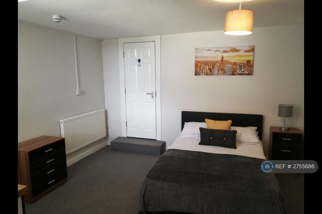 Double Room With En-Suite, Kitchenette - Let