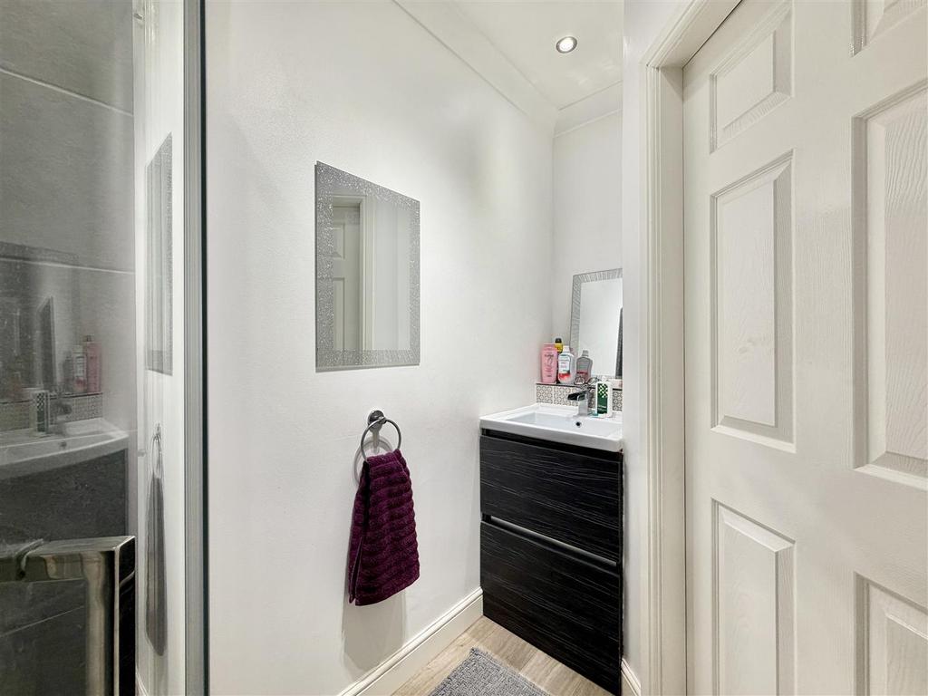 Ensuite