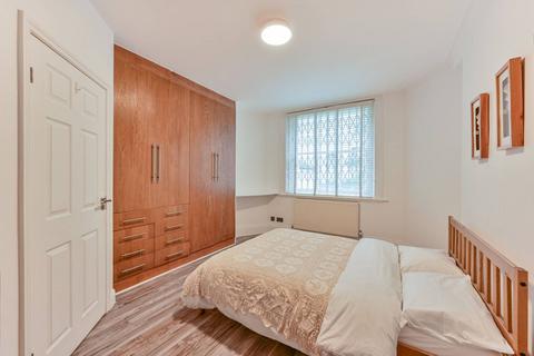 2 bedroom flat to rent, Old Marylebone Road, Marylebone, London, NW1