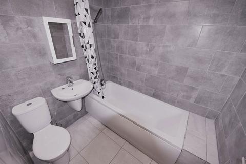 1 bedroom flat to rent, 19-21 Station Road Flat 2