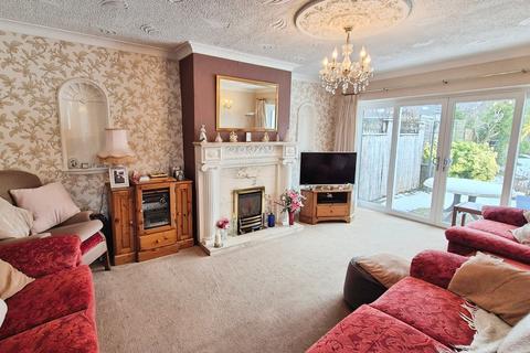 3 bedroom semi-detached house for sale, Wheatcroft Close, Burntwood