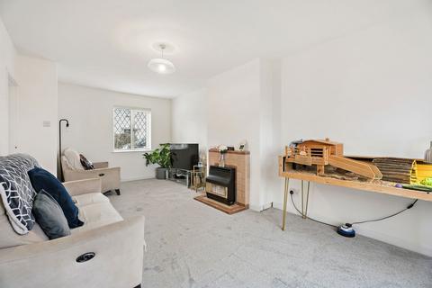 undefined, Beech Green, Dunstable LU6