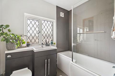 undefined, Beech Green, Dunstable LU6