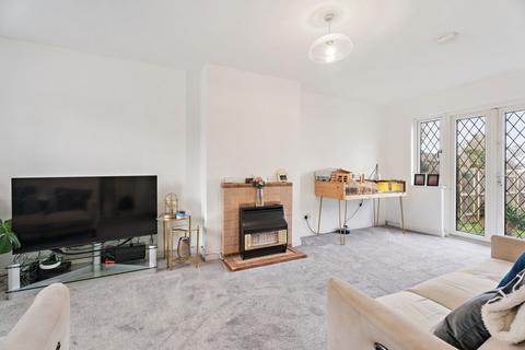 undefined, Beech Green, Dunstable LU6