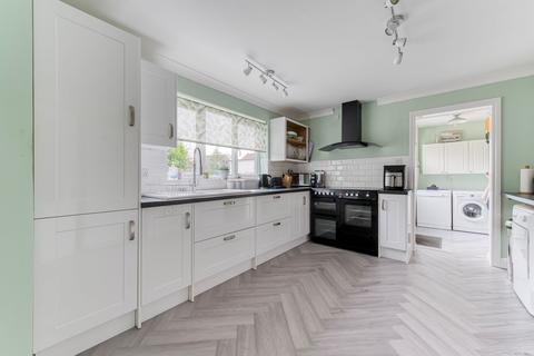 3 bedroom detached bungalow for sale, The Street, Diss IP22